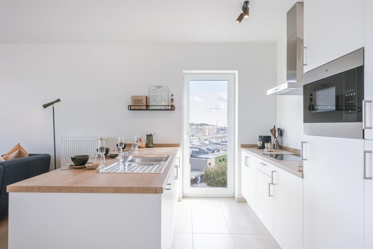 Huswell - Lovely New Apartment At The Harbor + Parking Bruges Exterior foto